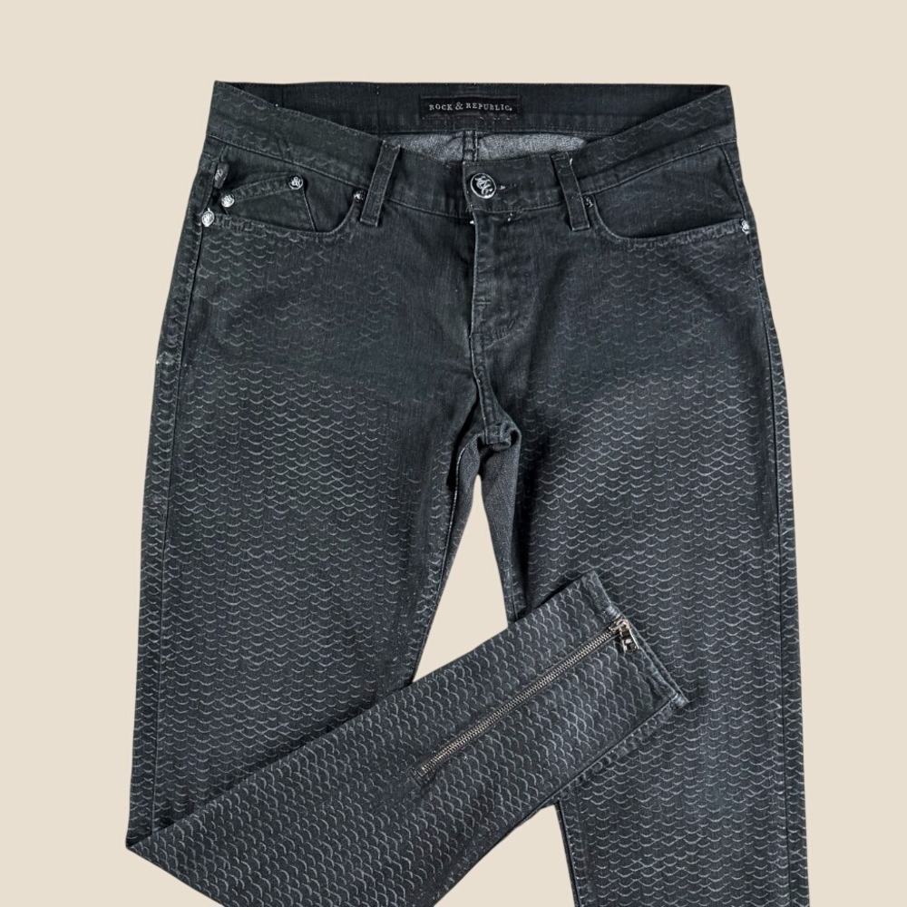 Rock & Republic Jeans Womens 29x31 Black Scale Zip Ankle Grunge Y2K Biker Chic